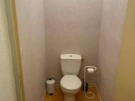 location appartement 3 pièces à châtellerault (86100) : à louer 3 pièces / 69m² châtellera
