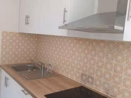 location appartement 2 pièces à poitiers (86000) : à louer 2 pièces / 28m² poitiers