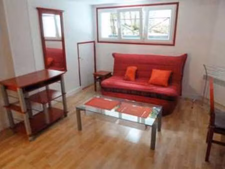 location appartement t1 meublé à rouen vieux-marché - st eloi (76000) : à louer t1 meublé 