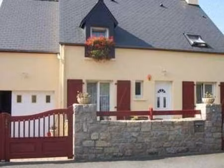 location appartement t1 meublé à saint-malo (35400) : à louer t1 meublé / 12m² saint-malo