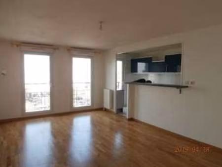 location appartement 3 pièces à guyancourt (78280) : à louer 3 pièces / 68m² guyancourt