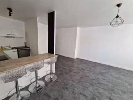 location appartement 2 pièces à reims (51100) : à louer 2 pièces / 57m² reims