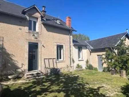 location maison à moulins-sur-yèvre (18390) : à louer / 86m² moulins-sur-yèvre