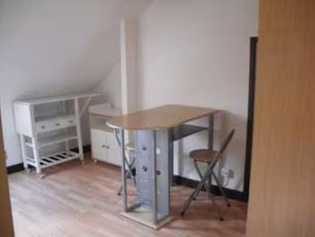location appartement t1 meublé à amiens (80000) : à louer t1 meublé / 17m² amiens