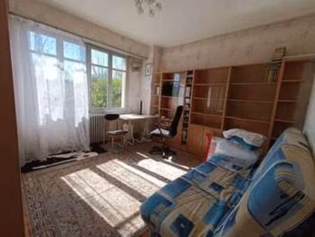 location appartement t1 meublé à bègles (33130) : à louer t1 meublé / 16m² bègles