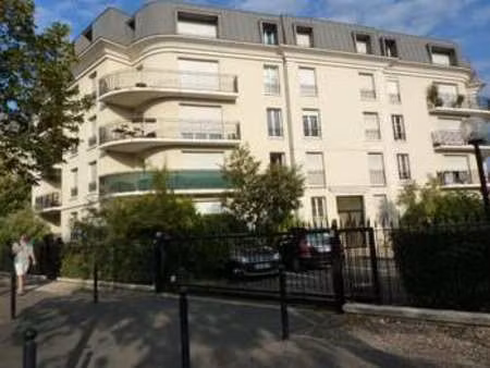 location appartement 2 pièces à bordeaux (33000) : à louer 2 pièces / 52m² bordeaux