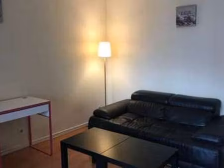 location appartement 2 pièces à lyon 8e (69008) : à louer 2 pièces / 35m² lyon 8e
