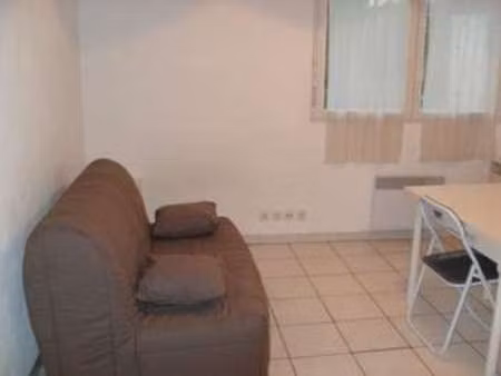 location appartement t1 meublé à montpellier (34000) : à louer t1 meublé / 21m² montpellie