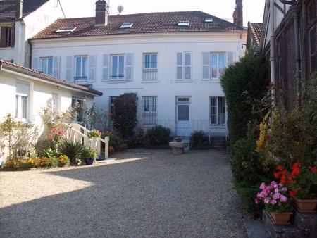 location appartement 2 pièces 33 m² à la ferté-sous-jouarre (77260)  560 €