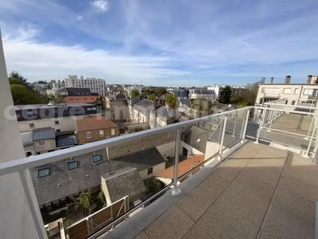 t2 neuf - balcon et parking securisee