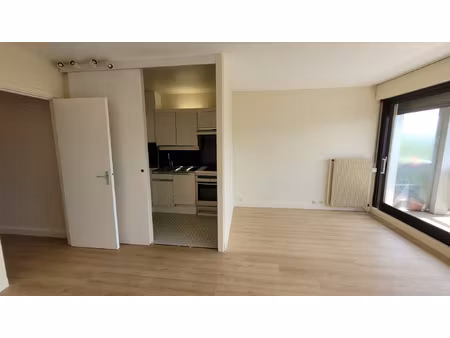 2 pièces de 45 m2 avec balcon
