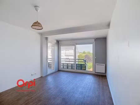 grand appartement t3 à louer rezé - 8 mai