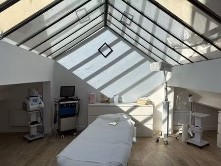 bureau de prestige de 50 m2 en location - neuilly-sur-seine  france