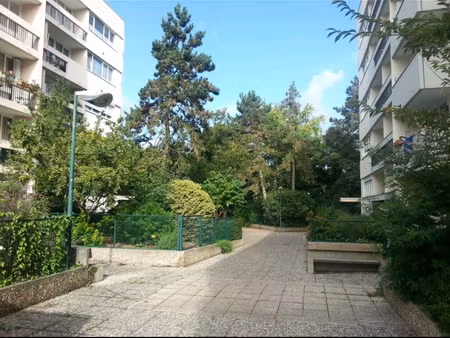 place de parking en sous-sol