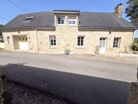 vente maison à gourin (56110) : à vendre / 117m² gourin