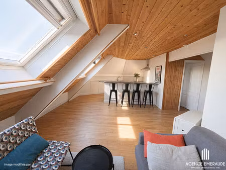 a vendre- appartement t1 bis - dernier étage - emplacement privilégié à dinard
