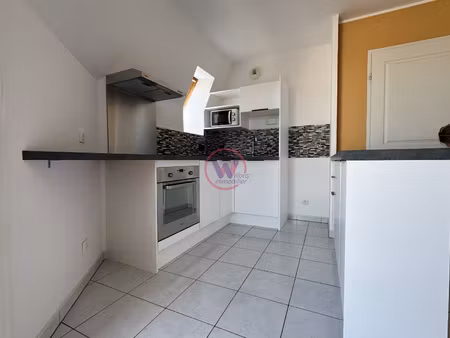 bel appartement t2 duplex en residence securisee