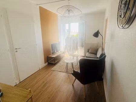 location appartement 1 pièce  19.00m²  orléans