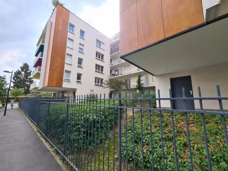 vendu loué - a 3 min à pied du rer b palaiseau et centre vil