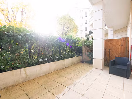 appartement 1 chambre meublé avec terrasse et ascenseur