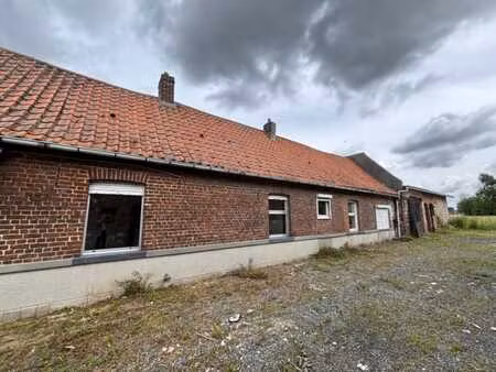 maison à rénover avec grange