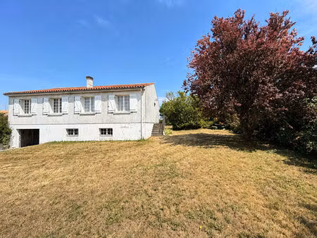 maison marsilly