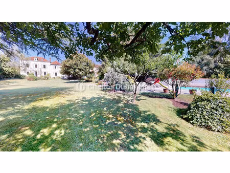 riorges (42) - superbe maison de maître avec parc arboré  piscine et dépendances