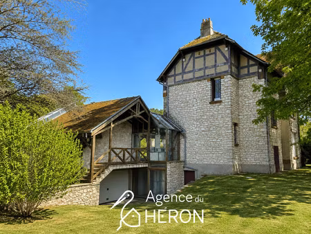 maison de maitre avec 5000m2 de terrain