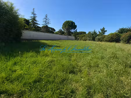 a 15 min de sommieres  terrain à bâtir de 962 m2