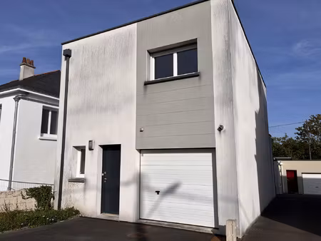 orvault - petit chantilly - maison de ville de 2015 avec 3 c
