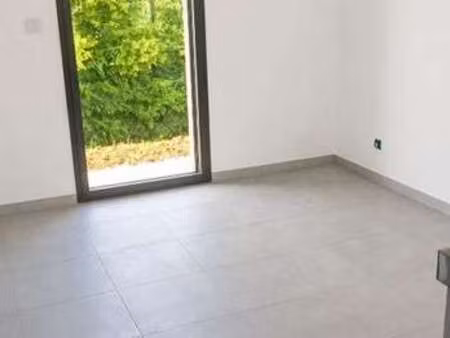 location appartement t1 à serre-les-sapins (25770) : à louer t1 / 17m² serre-les-sapins