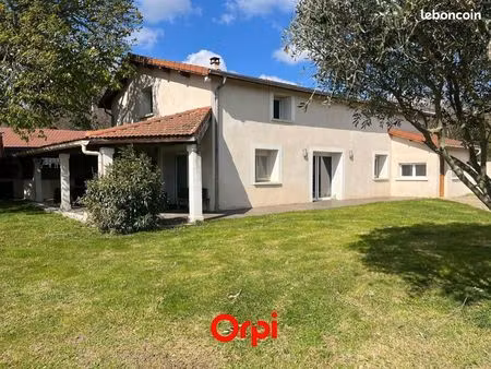 maison 6 pièces 190 m²