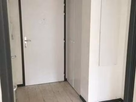 location appartement 2 pièces à nantes saint-donatien (44000) : à louer 2 pièces / 39m² na