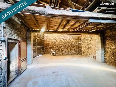 maison 4 pièces 210 m²
