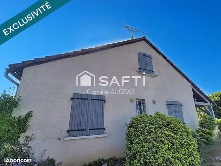 maison 7 pièces 236 m²