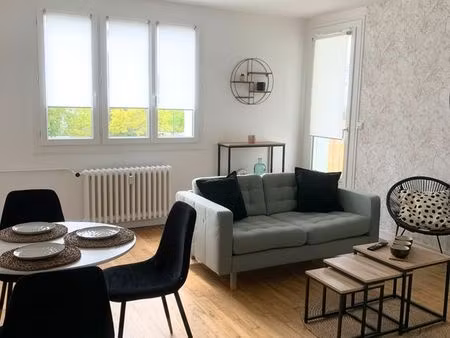 ? magnifique appartement t4 rénové et entièrement meublé – au pied du tramway