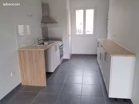 maison 84m²  3 chambres