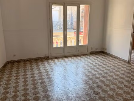 location appartement nîmes