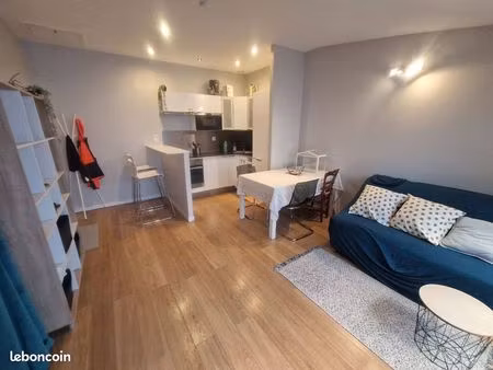 appartement f2 meublé 35m² avec cours fermées de 12m²