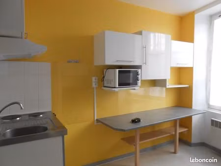 stud meuble 13m2 330e c/c gare c.ville