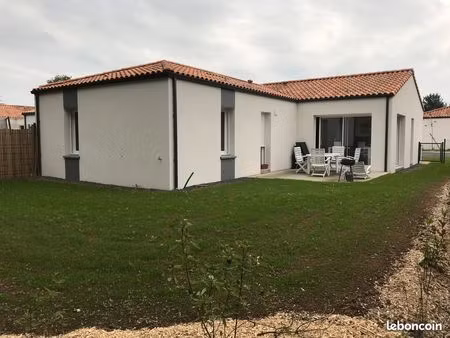maison récente sur clisson 100 m² (proximité de la gare)