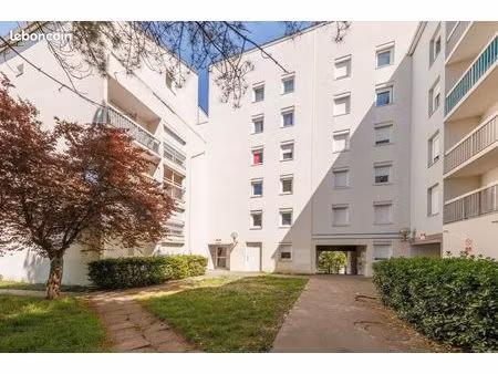appartement t4