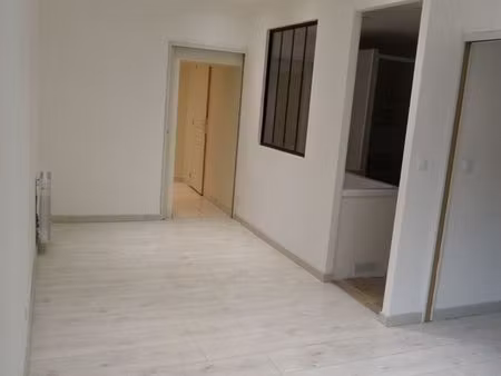 a louer appartement t2 44m² centre cremieu