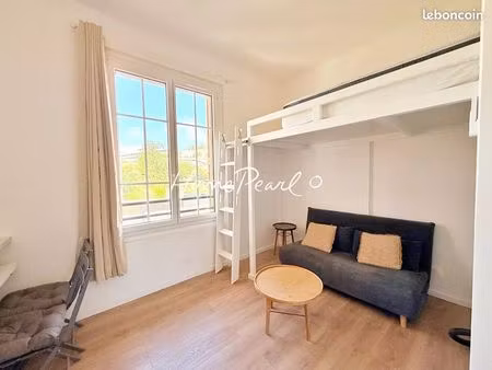 studio 1 pièce 14 m²