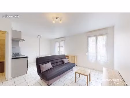 studio 1 pièce 28 m²