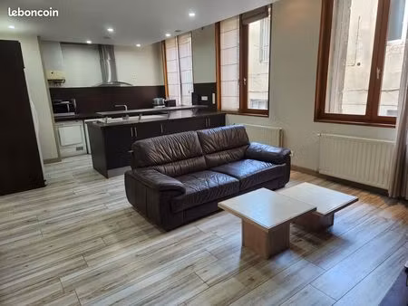 à louer : appartement t2 de 57m2  rue roger salengro  saint-étienne