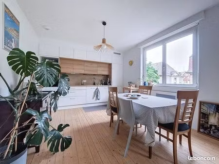 appartement 3 pièces 63 m²