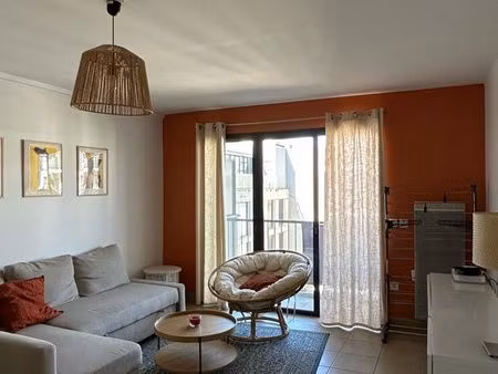 location meublée située au cours du médoc  bordeaux