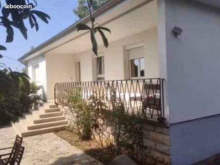 loue villa quartier bregille  rénovée  100m2