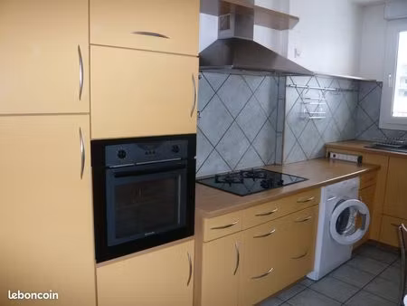 appartement au centre de etupes - 80 m² - 3 chambres